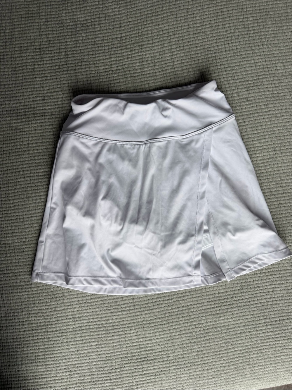 Baleaf White Flared Athletic Skort